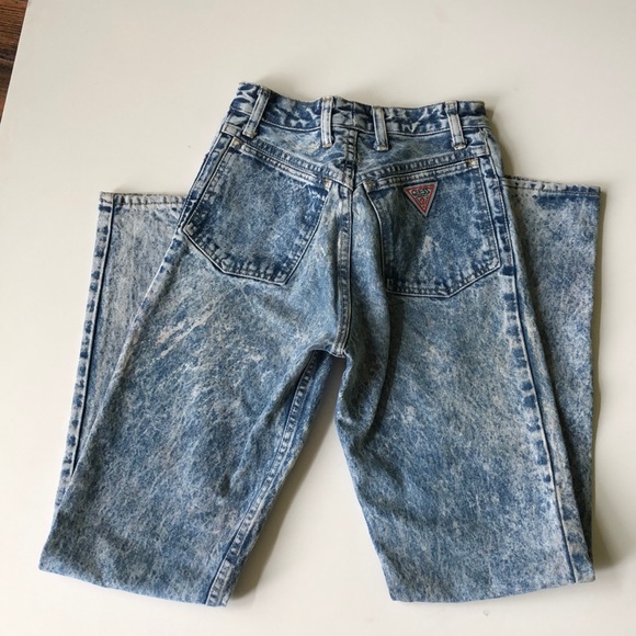Vtg GUESS 90’s stone washed high waisted jeans - Picture 4 of 7